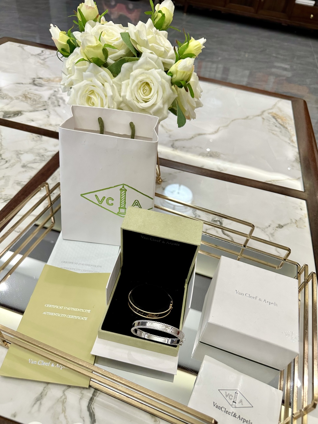 VAN CLEEF ARPELS jewelry model 140